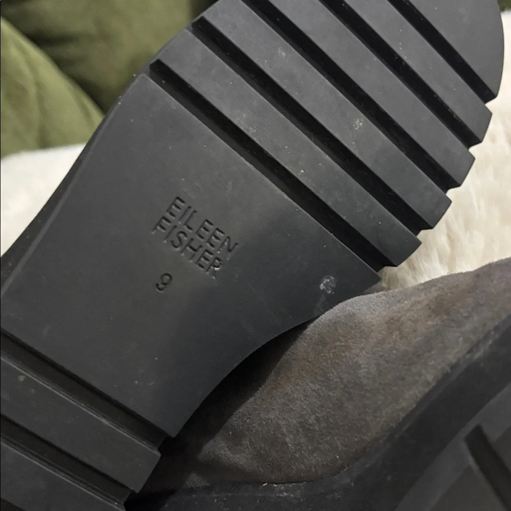 Eileen Fisher Gray Adele Graphite‎ Suede Wedge Booties Ankle Boots